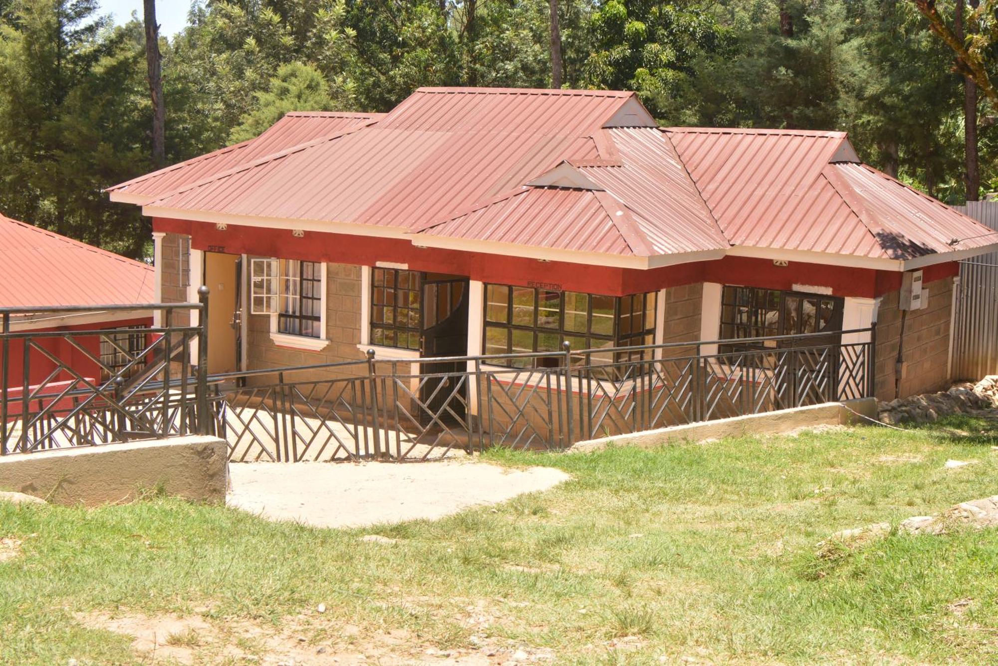 Отель The Farm Bar And Restaurant Kakamega Экстерьер фото